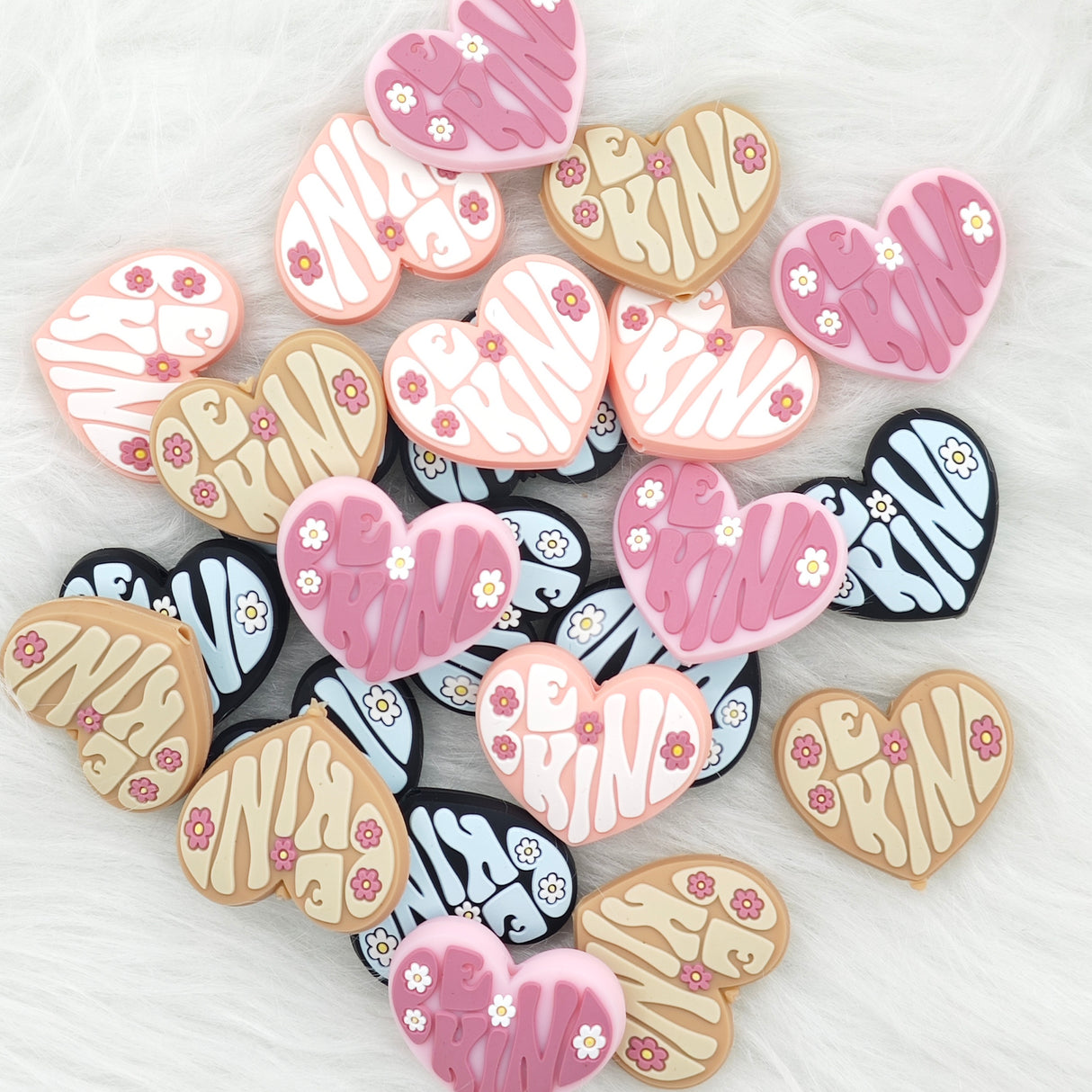 Be kind heart Silicone Focal Beads Wholesale(mixed color)