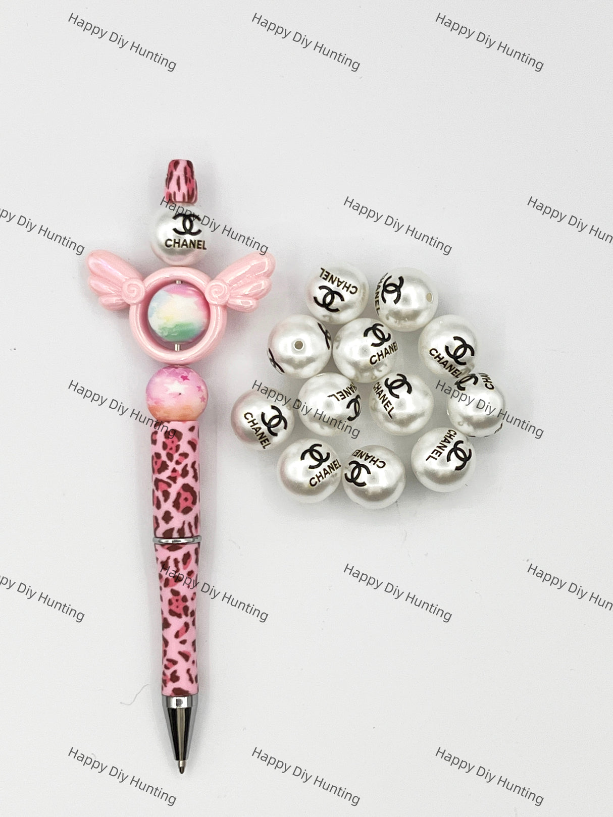 16mm, Pearly White CC Designer Acrylic Beads