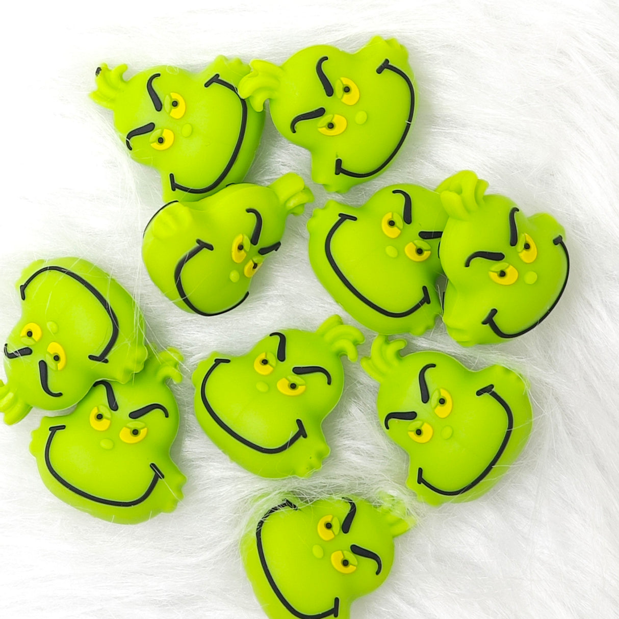 The grinch head Silicone Focal Beads Wholesale