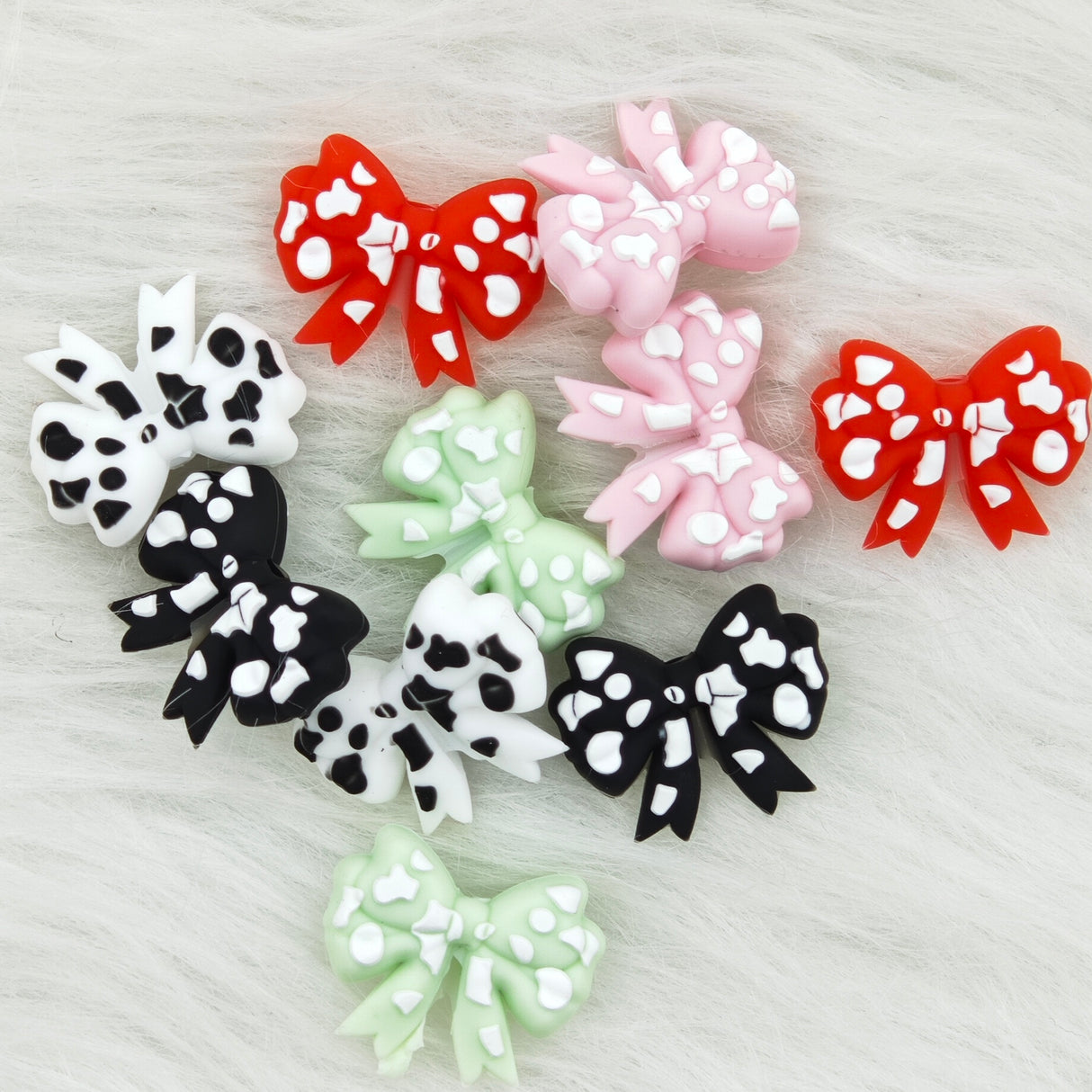 3D colorful dots bow Silicone Focal Beads Wholesale