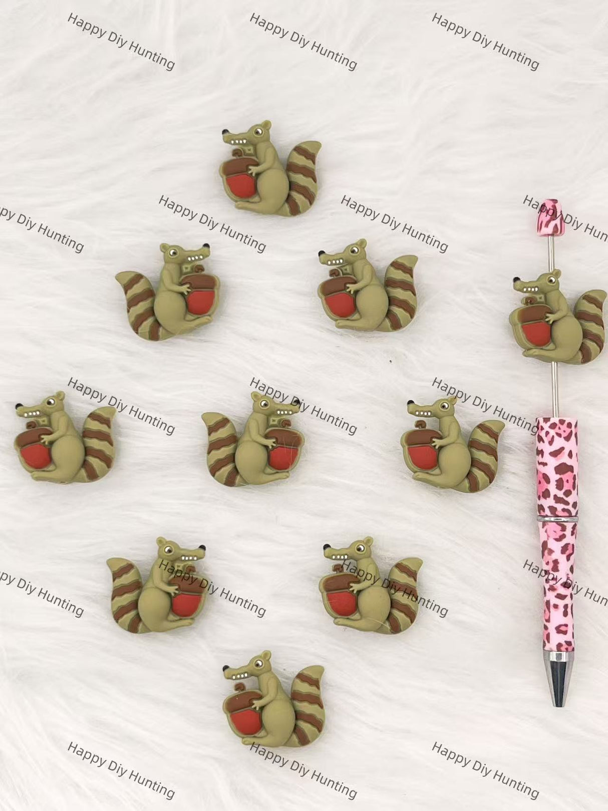 Green Squirrel With A Pinecone Silicone Focal Beads Wholesale, silicone focal beads for pens