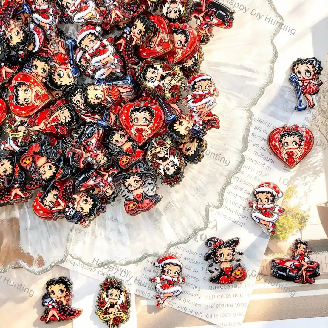 mixed vintage retro cartoon pin-up girl acrylic focal beads with heart and santa hat decor for diy beadable pen handmade craft wholesale
