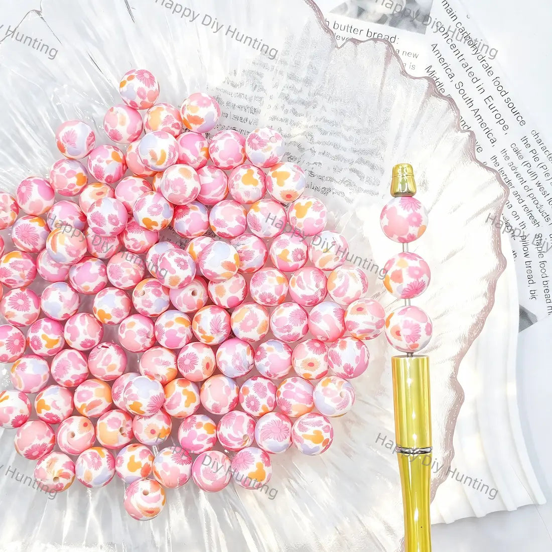 Pink gradient base full print round silicone beads with white daisy floral patterns for diy handmade beadable pen wholesale craft jewelry accessories