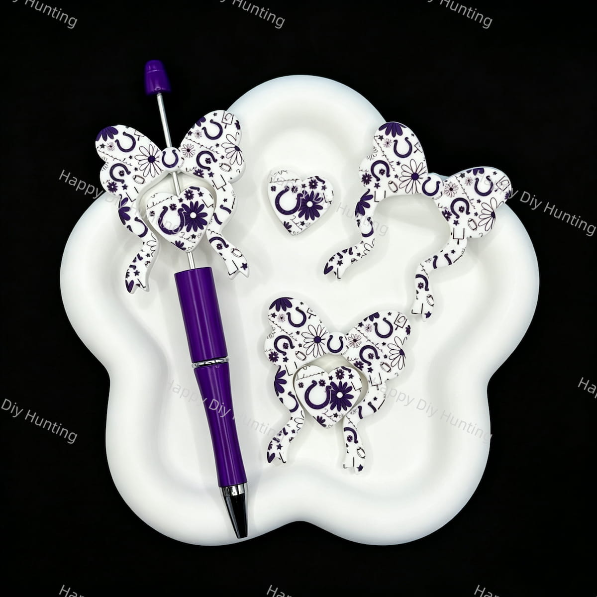 Sports theme bow heart silicone focal beads, horseshoe floral print beads for handmade beadable pen keychain