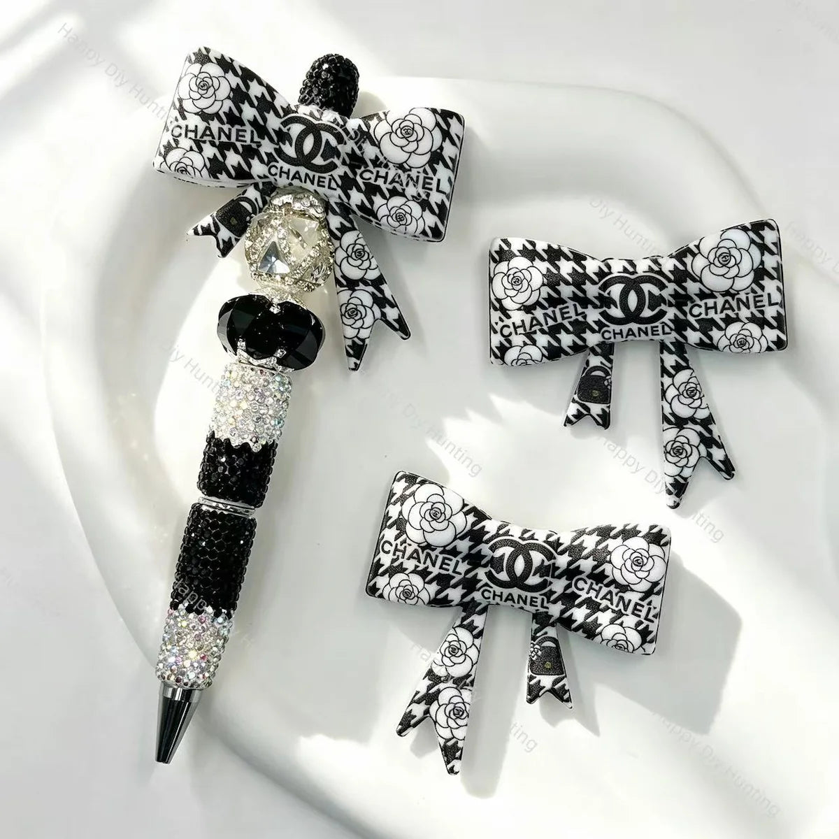 Houndstooth floral print bow silicone focal beads for DIY beadable pens
