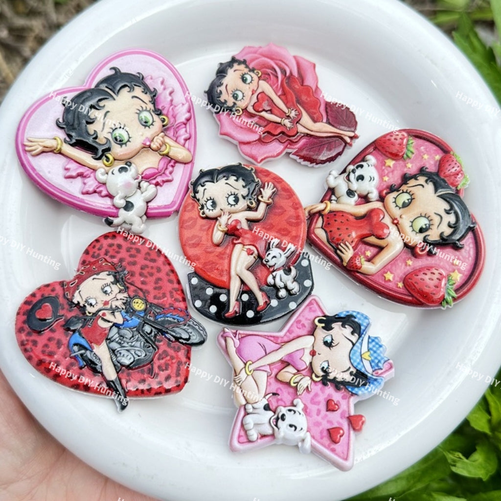 Textured Betty Boop Acrylic Beads