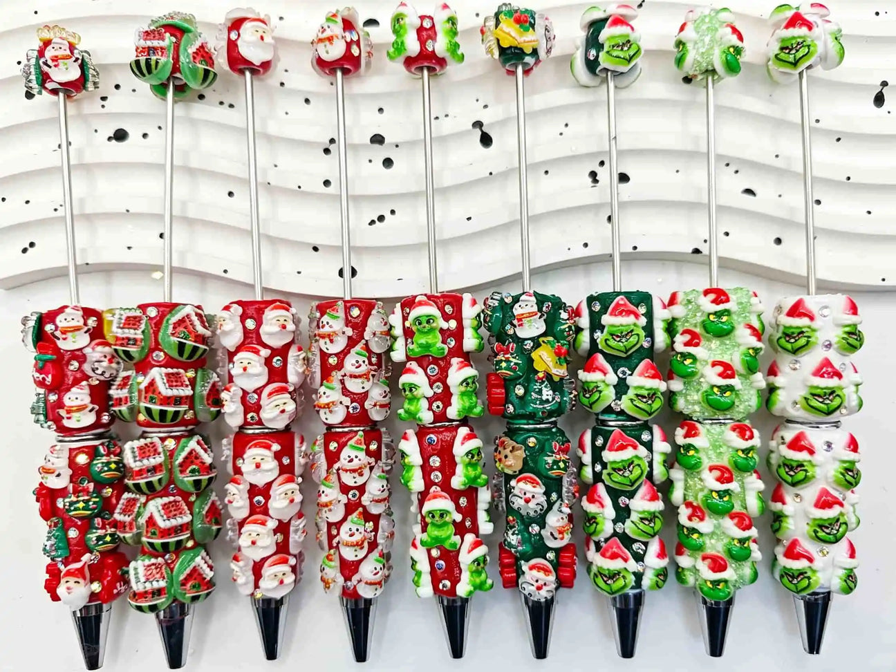 Christmas character beadable pens for holiday DIY crafts, Xmas gifts & bulk resale.