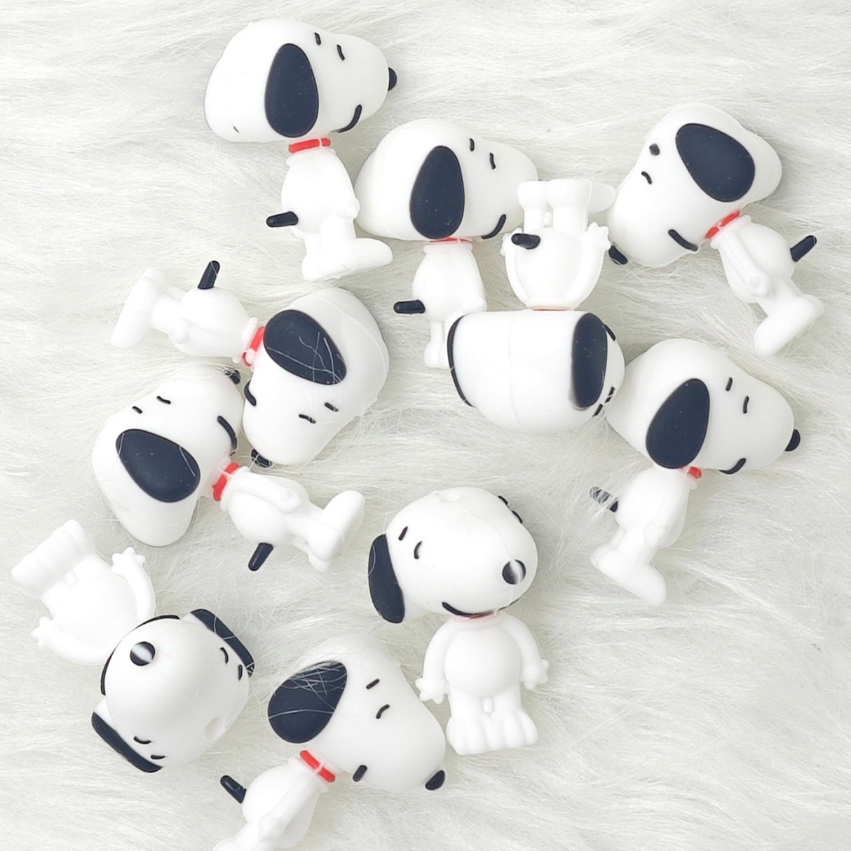 3D Snoopy dog silicone focal beads wholesale, cartoon animal character focal beads for DIY beaded pens bulk
