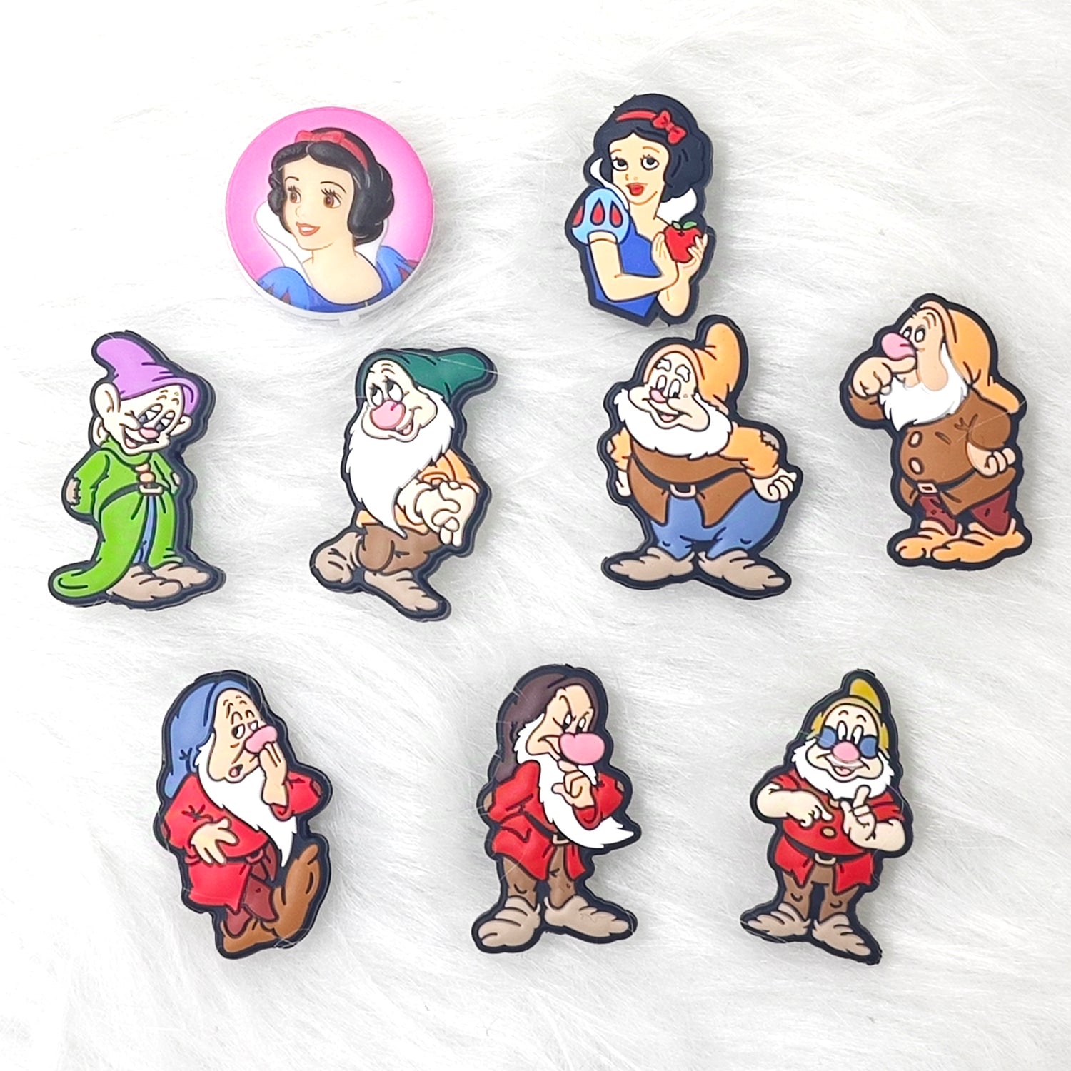 7 Dwarfs and 2 princess Silicone Focal Beads