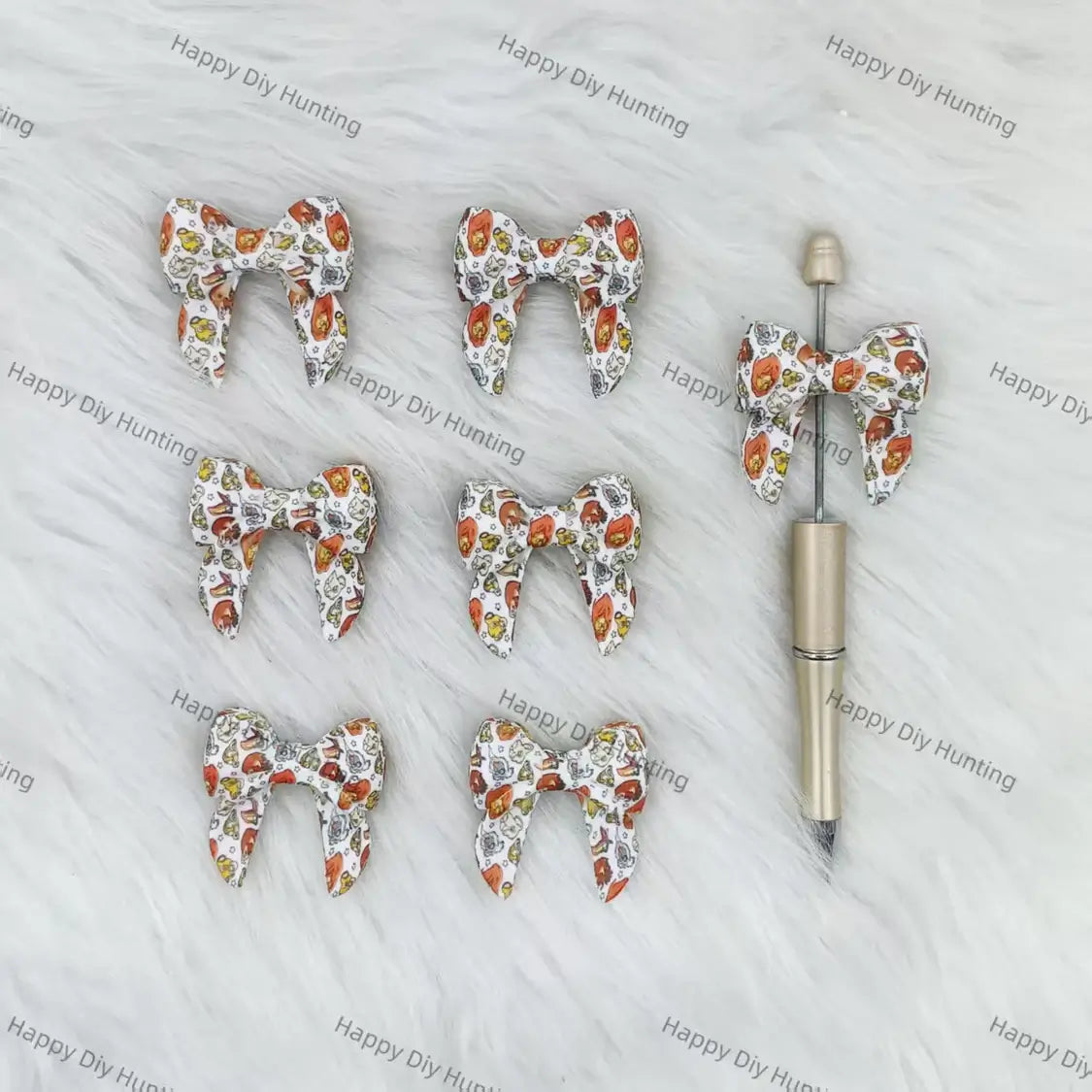 Handmade Beadable Pen with 3D Cartoon Lion Bowknot Silicone Focal Beads