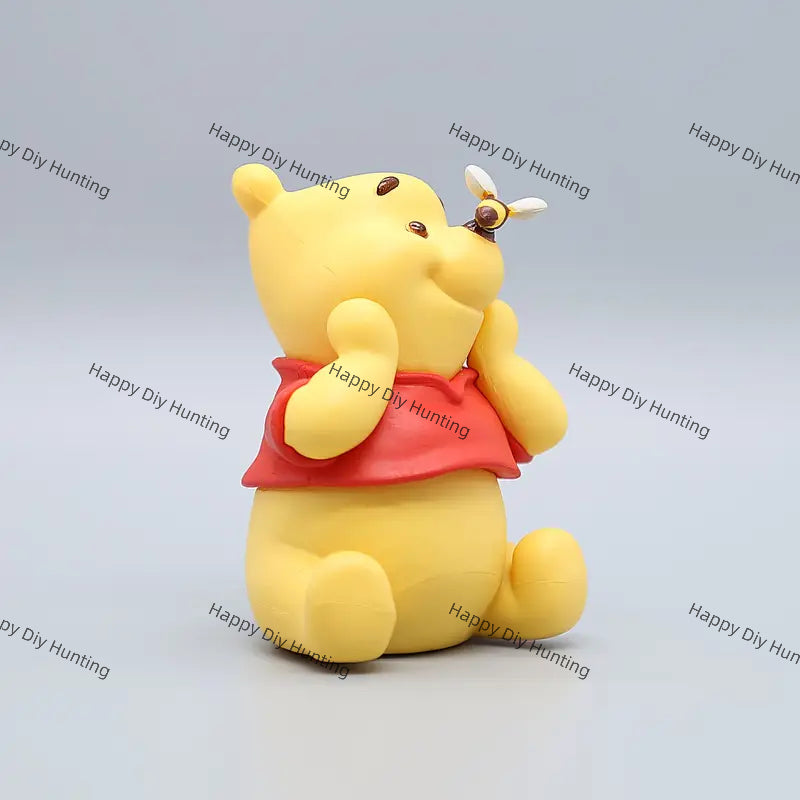 Classic Yellow Bear with Cute Bee Pen Topper