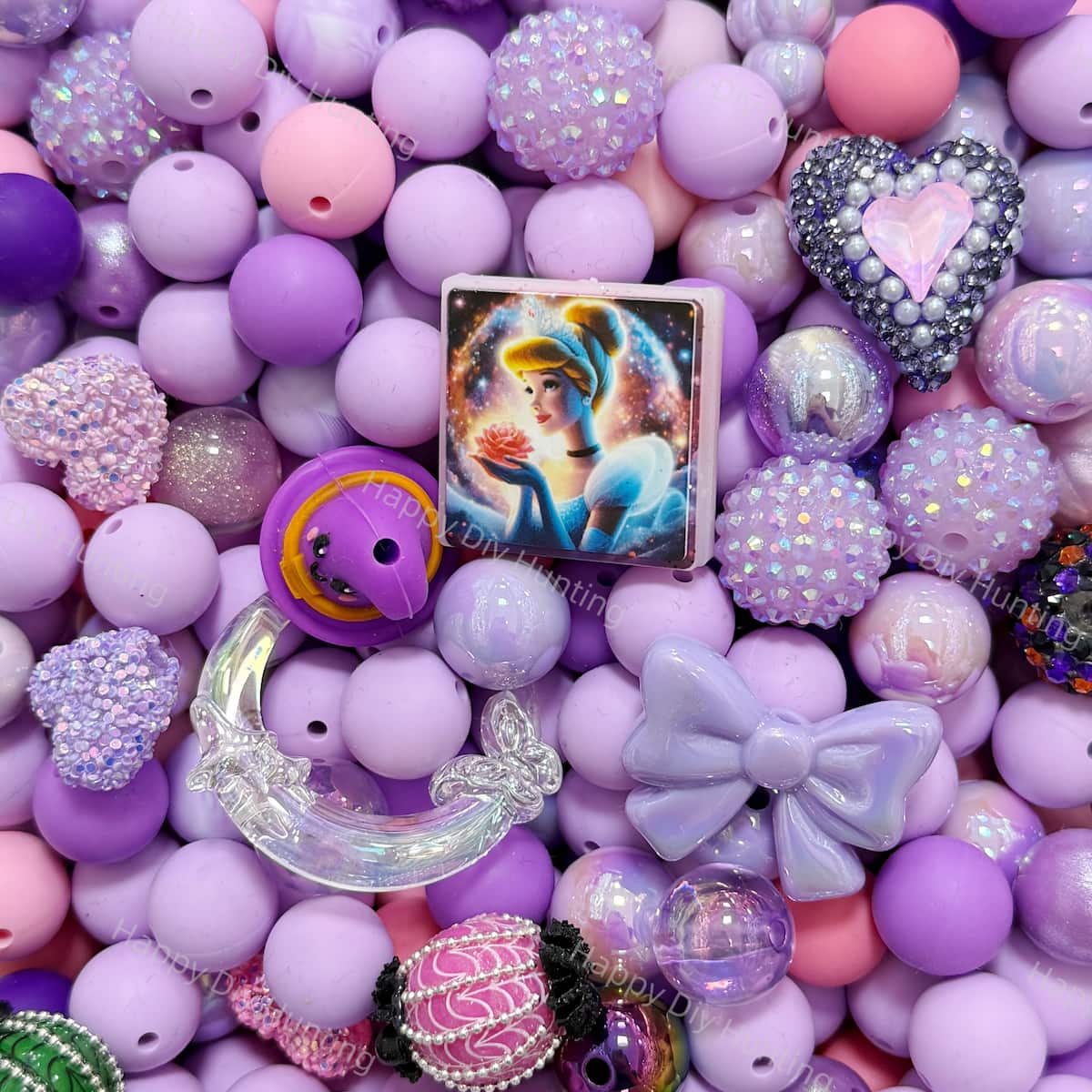 Dreamy purple Silicone & Acrylic bead mix closeup, princess themed mixed bead set for diy beadable pens