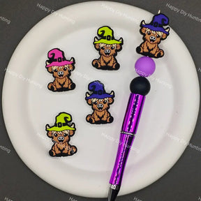 Halloween cartoon fluffy highland cow silicone focal beads with colorful witch hats, matching spacer beads for DIY handmade beadable pens