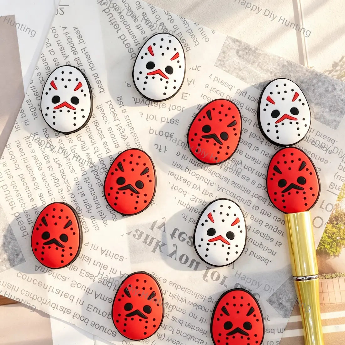 horror hockey mask silicone focal beads in white and red for diy beadable pen handmade halloween craft wholesale