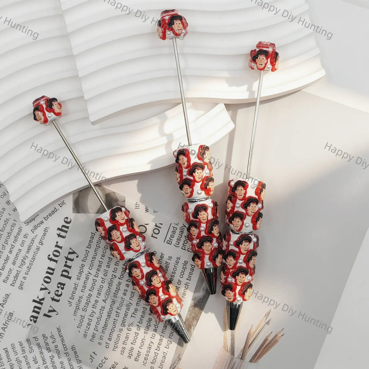 retro red‑white adventurous cartoon gentleman print beadable pens for diy silicone focal bead craft wholesale