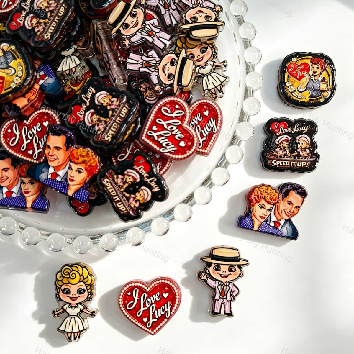 Acrylic focal beads featuring a retro classic TV character print design. Lightweight, nostalgic, and durable, perfect for beadable pens, keychains, and handmade crafts.