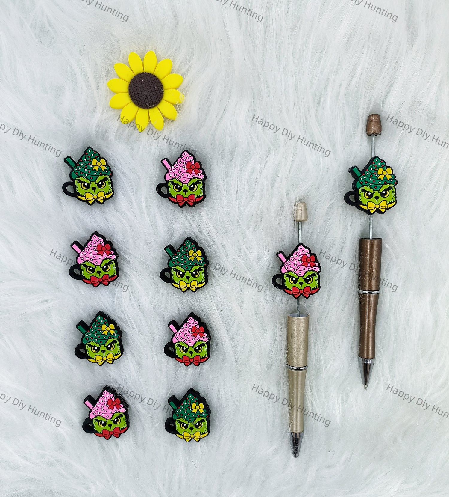 The Grinch in the shape of a coffe cup Silicone Focal Beads Wholesale, silicone focal beads for pens 