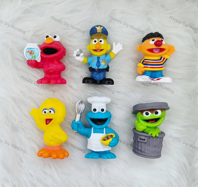 Vibrant Muppet Style Character Pen Topper for Stationery & Beadable Pen Decor