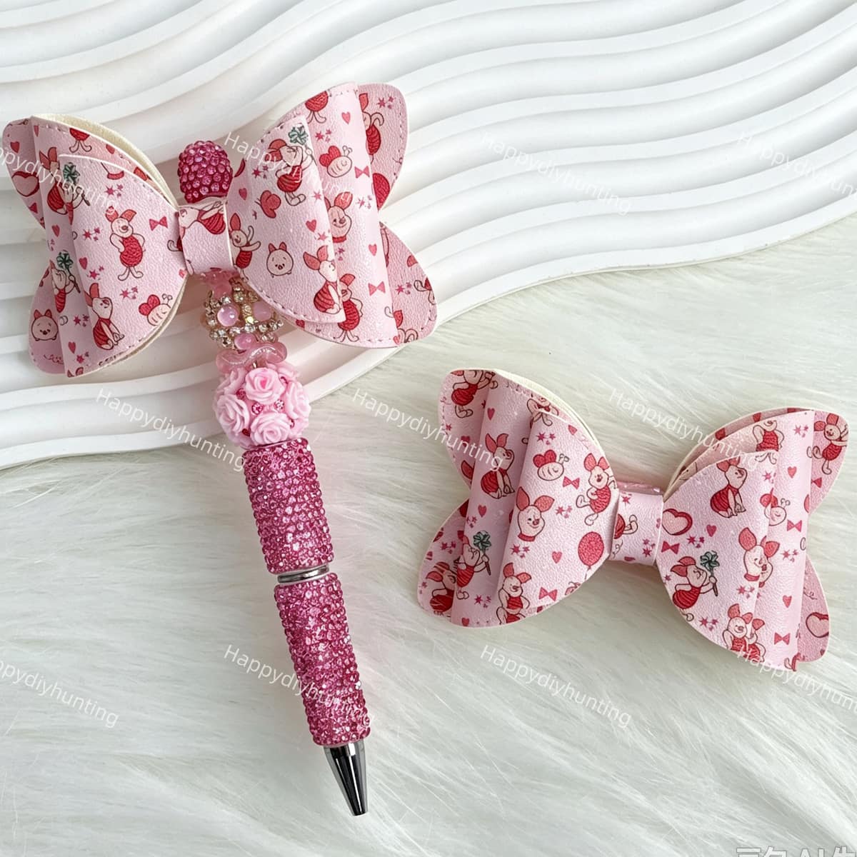 light pink cute pig bow beads for DIY beadable pens and jewelry crafts