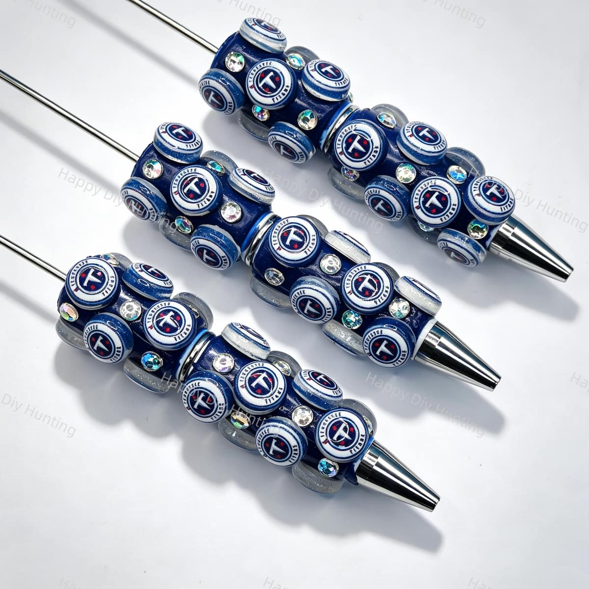 Navy T‑letter football emblem sports beadable pens, circular beads printed with T‑letter patterns and iridescent rhinestones for diy handmade stationery