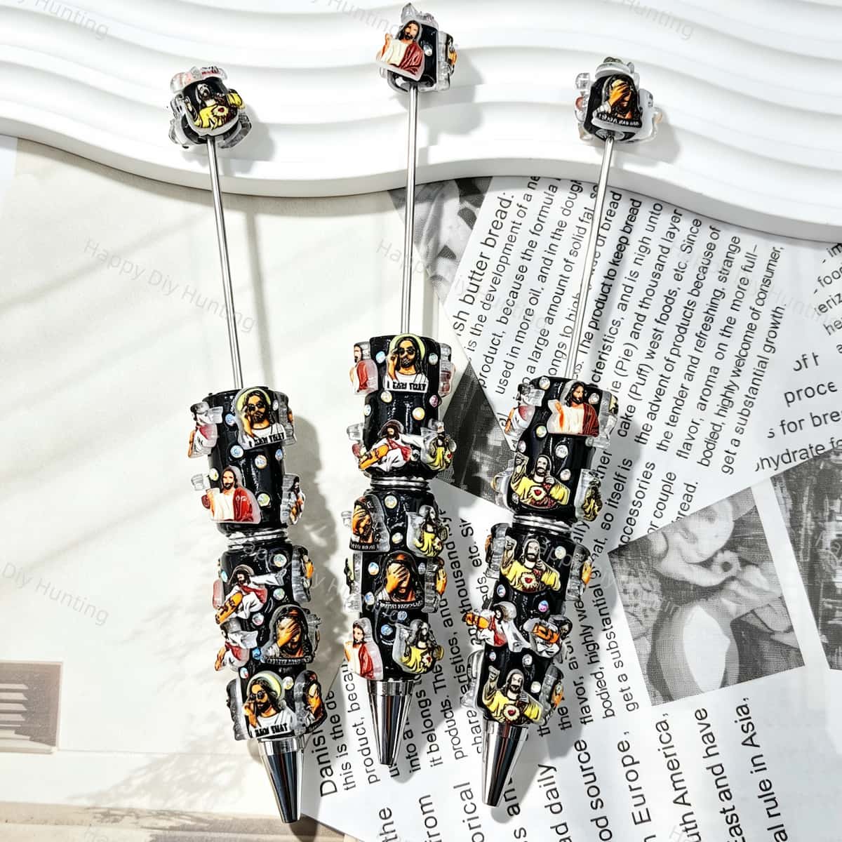 Sacred Heart of Jesus Religious Print Character Beadable Pens closeup of printed silicone bead and rhinestone details