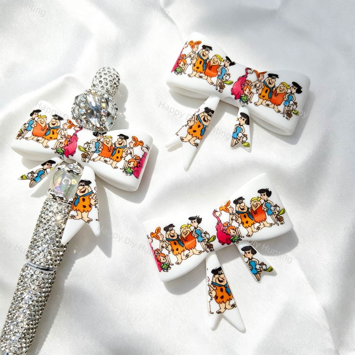Vintage‑cartoon group‑print silicone focal bow beads for beadable pen DIY craft projects