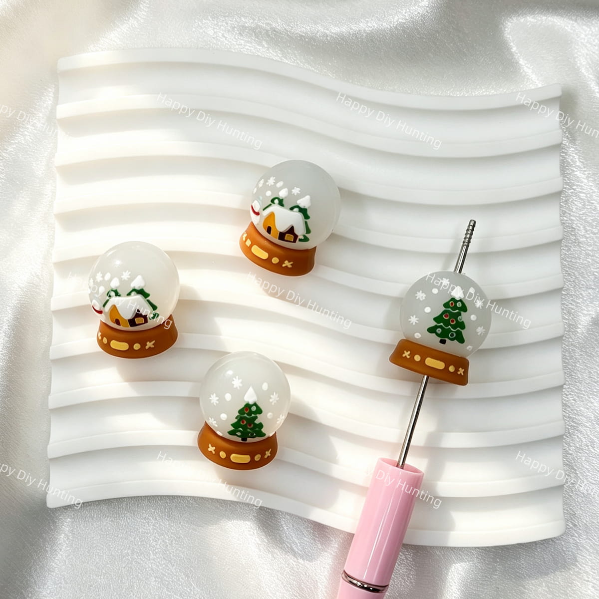 winter snow globe silicone focal beads for DIY pens and holiday-themed handmade crafts